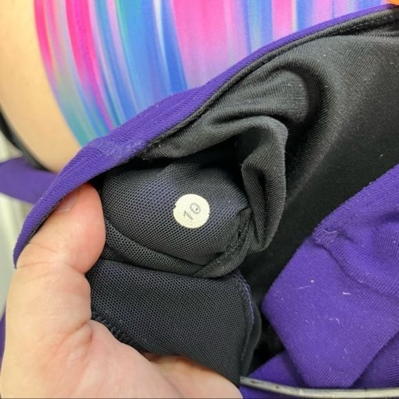 Lululemon Deep V Athletic Tank Mesh Back Pocket - Picture 3 of 3